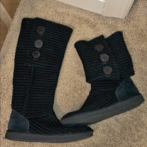 Black UGG Classic Cardy Boot - Picture 1 of 4